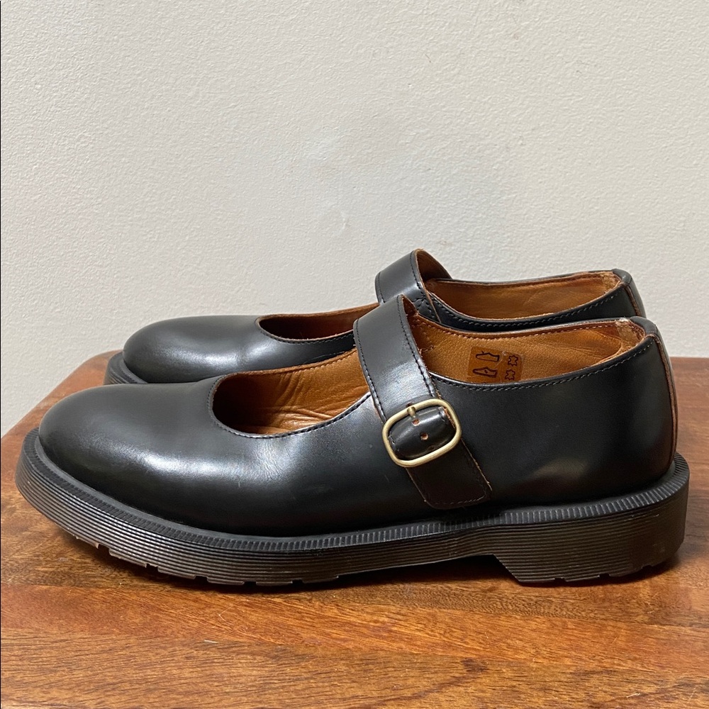 Dr. Martens Vintage Indica Black Mary Jane Leather Shoes - Picture 2 of 10